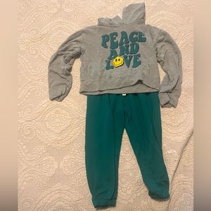Girls FBZ size 5 2 piece set